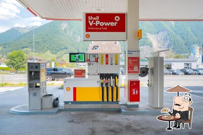 Guarda gli esterni di Shell
