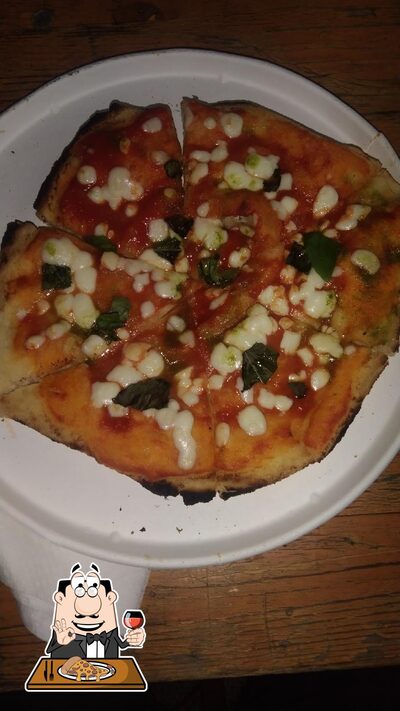 Scegli tra le molte varianti di pizza