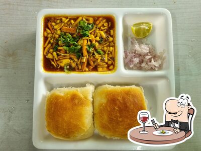 Food at Mumbai Vibes