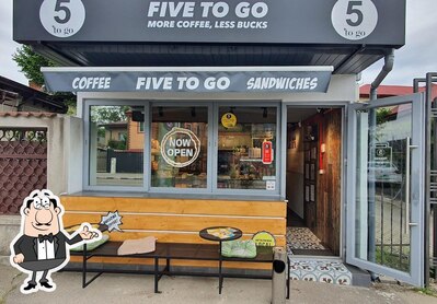 L'intérieur de 5 To Go