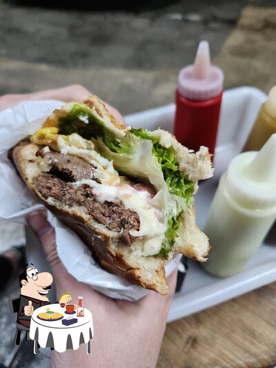 Capitão Lanches prensados provê uma variedade de opções para os amantes dos hambúrgueres