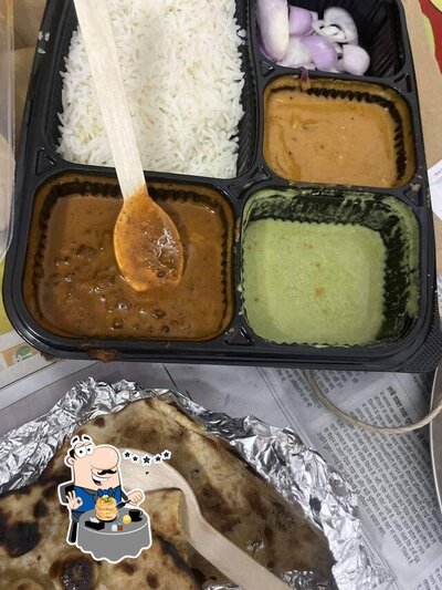 Food at Mom’s Kitchen
