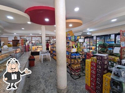 O interior do Padaria Barequeçaba