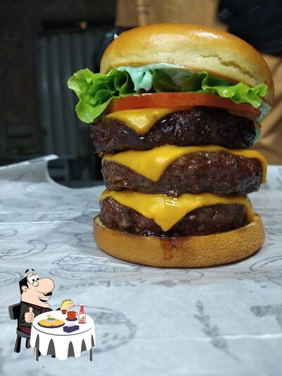 PAC BURGER serve uma gama de opções para os amantes dos hambúrgueres