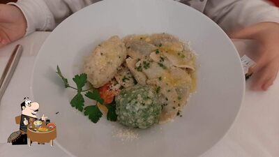 Platti al Goldenes Kreuz Hotel