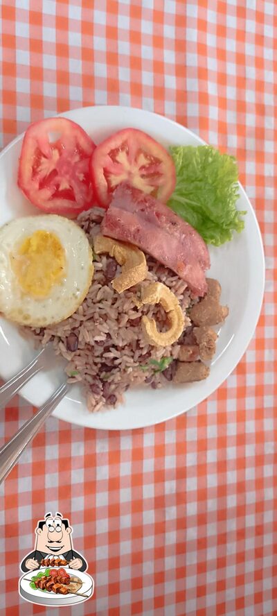 Comida em Siribi Colonial