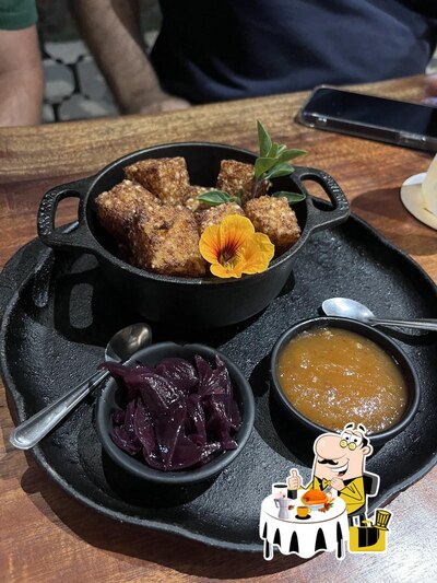 Comida em Du Carmo Café & Beer