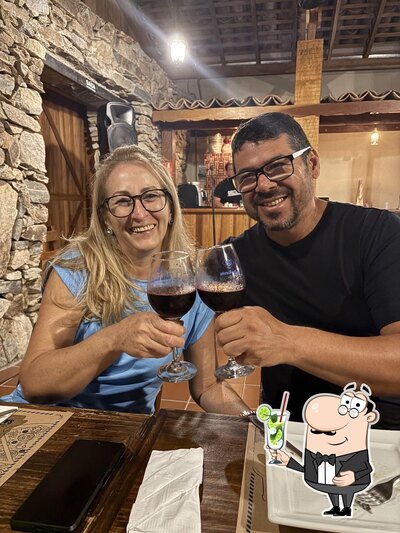 Desfrute de um drinque no Bella Roccia