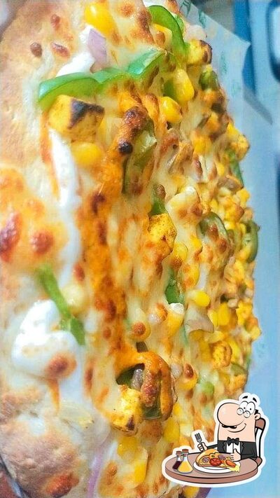 Order pizza at El Pizzaro