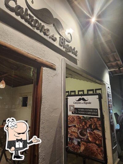 Veja imagens do interior do Calzone do Bigode