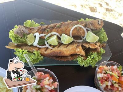 Platos en Pescador Badu Bar - Praia