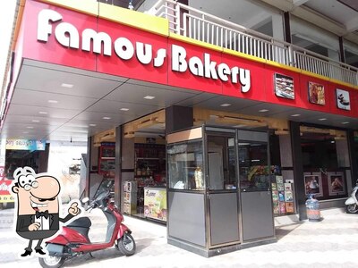 Check out how Famous bakery looks outside