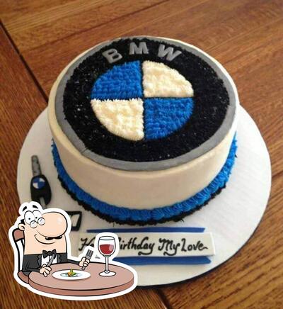 Food at Custom Cake Shop