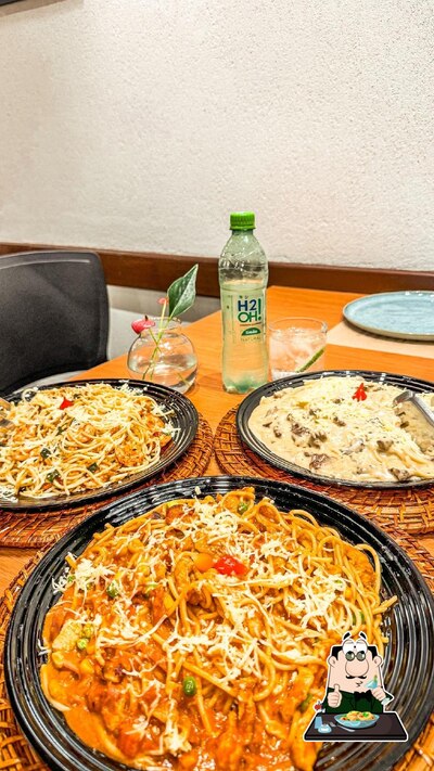 Platos en Macarronaria Expressa