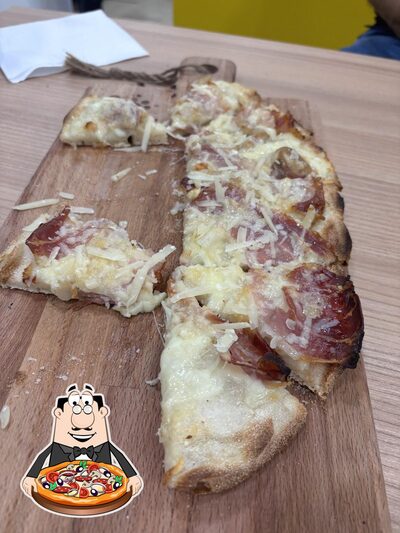 A Aroma Pinseria Modena, puoi prenderti una bella pizza