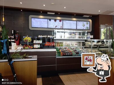 Découvrez l'intérieur de Cafe on Bay