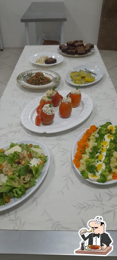 Comida em Restaurante do Everaldo