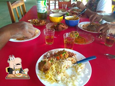 Platos en Churrascaria do PQ