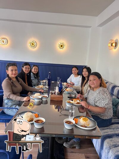Check out how Maachen Restuarant looks inside