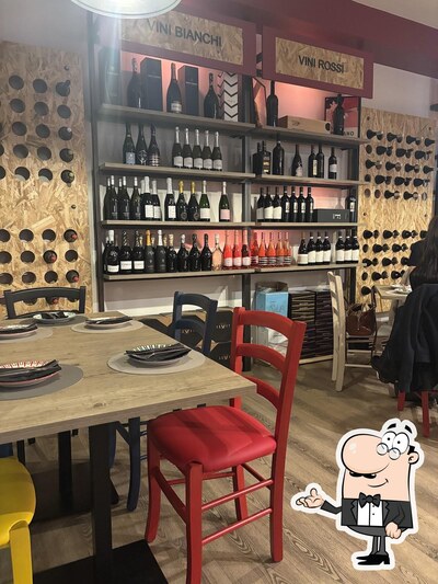 Siediti a un tavolo di Il