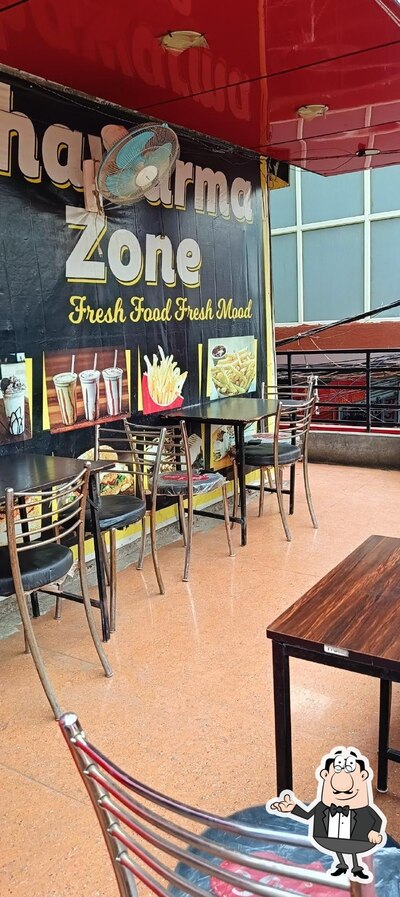 Check out how SHAWARMA ZONE looks inside