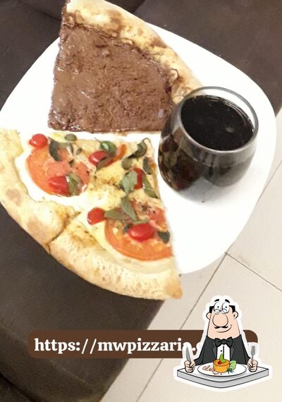 Comida em M&W pizzaria