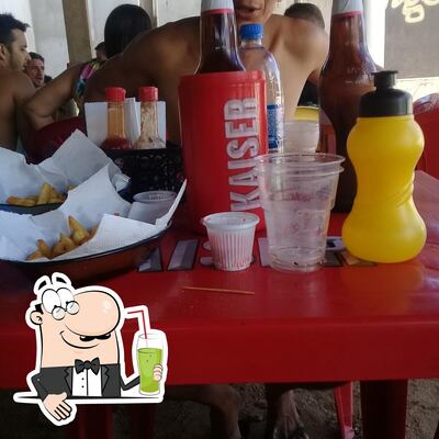 Restaurante Mourão offerece um número de drinques