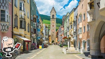 Guarda la parte esterna di Goldenes Kreuz Hotel