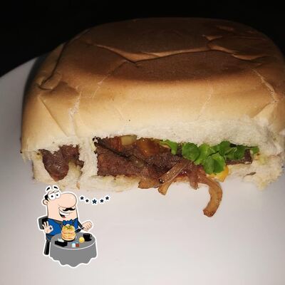 Comida em Parada Obrigatória Lanches