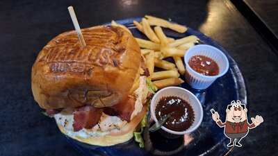 Platos en Marcos Açaí Burger