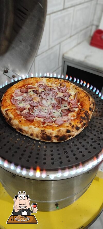 Escolha pizza no Pizzaria Artezanare