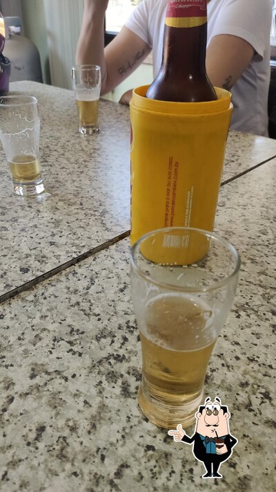 Descubra diferentes bebidas disponíveis no Bar da Marta