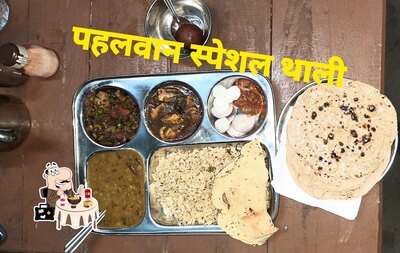 Food at पहलवान ढाबा, रेस्टोरेंट