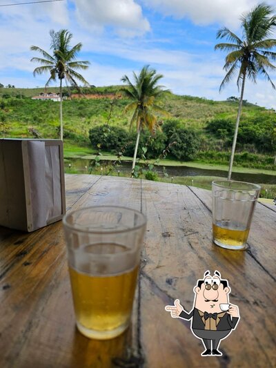 Desfrute de um drinque no Na Varanda Bistrô Bar