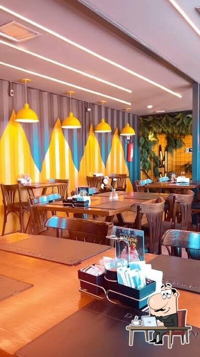 Veja imagens do interior do Dom ManJu Restaurante Bar - Gama