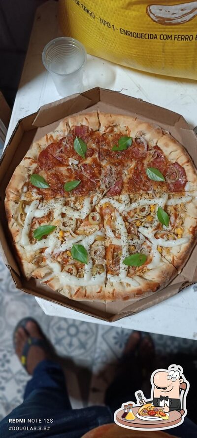 No Pizzaria Ayri, você pode degustar pizza