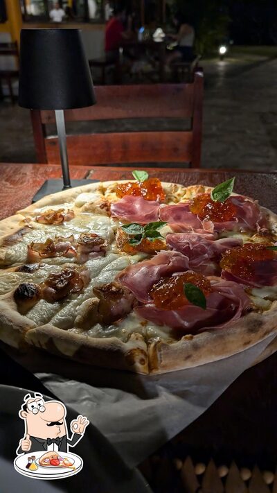 No PizzaMia, você pode degustar pizza