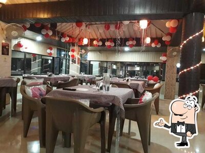 The interior of Cafe D'lite