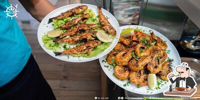 Nourriture à Marina Fish
