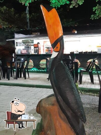 Veja imagens do interior do Tucano Barragrill