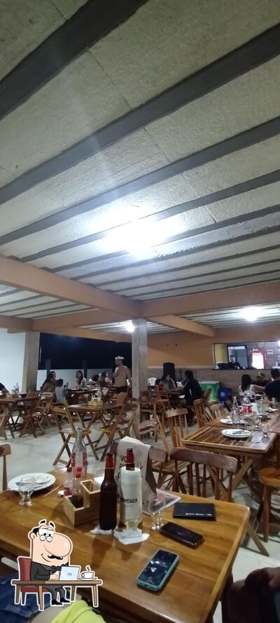 Veja imagens do interior do Espetinho do Dely