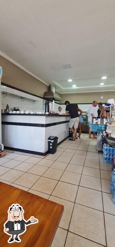 Veja imagens do interior do Pão Gostoso