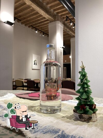 Dai un'occhiata agli interni di Borgo Digani