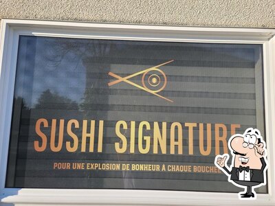 Installez-vous à l'une des tables de Sushi Signature