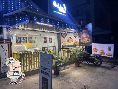 Check out the outside area of Golden Cacio - The Chef's Choice Cafe