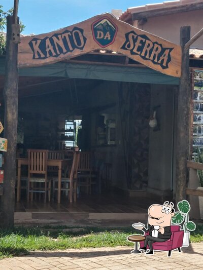 O interior do Restaurante e empório kanto da serra