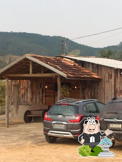 a parte exterior é uma característica importante do Restaurante El Rancho - Tubarão