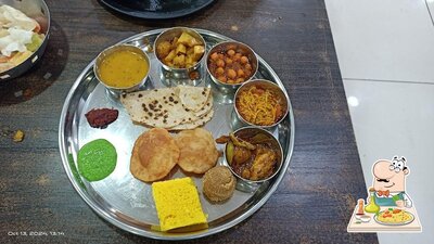 Meals at Bajrang Thal