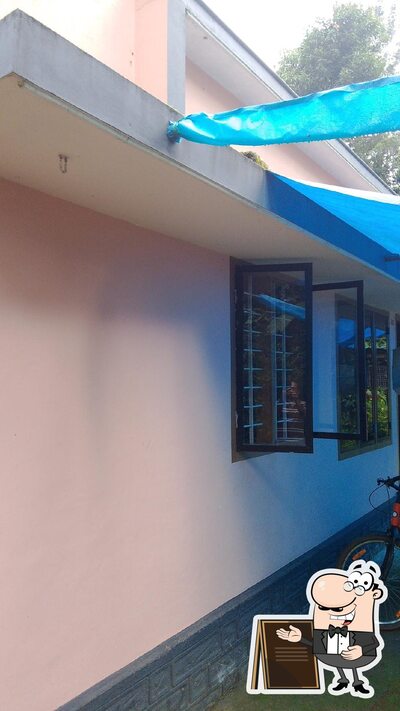 Enjoy the view at the outside area of 1998_cafe