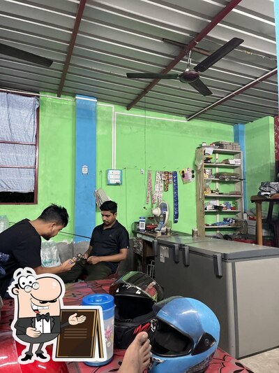 Check out how Arif Muslim hotel Galsi looks outside